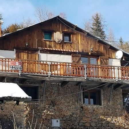Sur Un Petit Nuage Vila Roubion Exterior foto